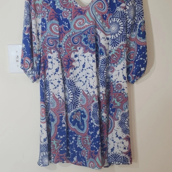 Final Price Love in blue/white dress - Picture 4 of 8